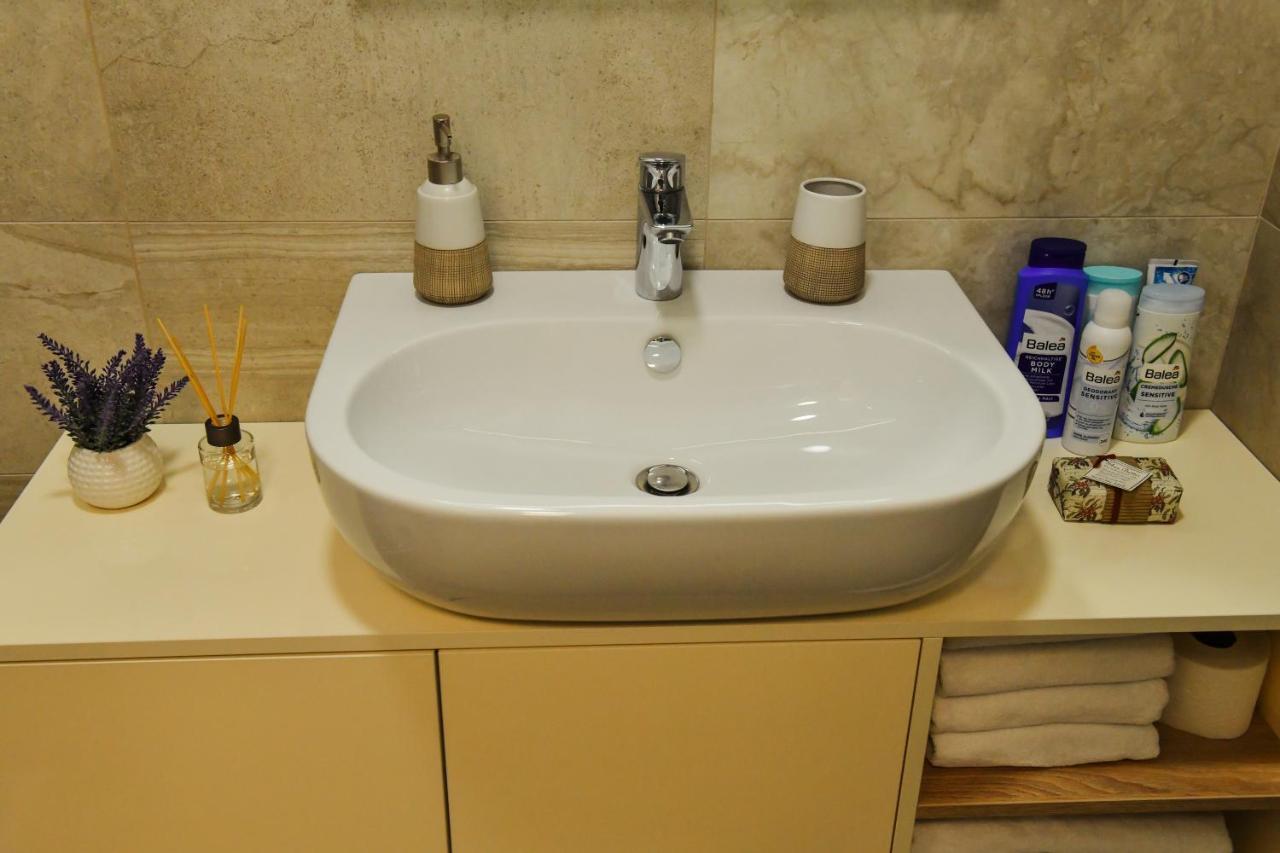 באניה לוקה Apartment Lana מראה חיצוני תמונה